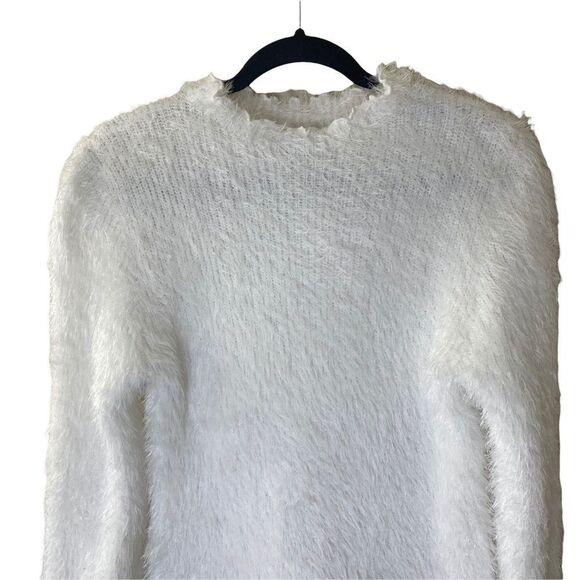 Warm & Cozy Lifestyle Fuzzy Sweater Sz L - Picture 2 of 5